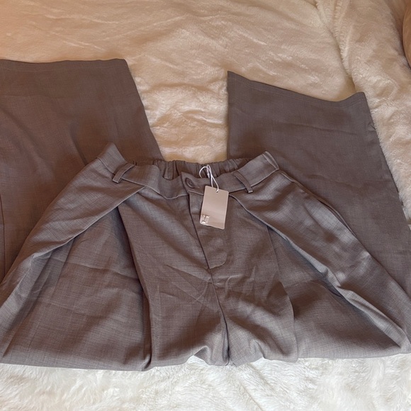 Royal China Other - Chic Gray Women's Trousers